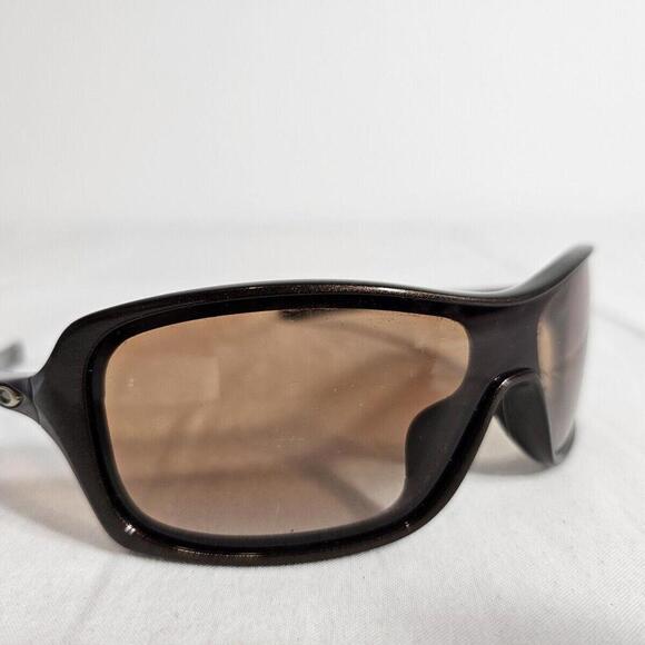 Oakley Sunglasses Break Up Brown/Burgandy Square Frames with Brown Lenses - Picture 3 of 9